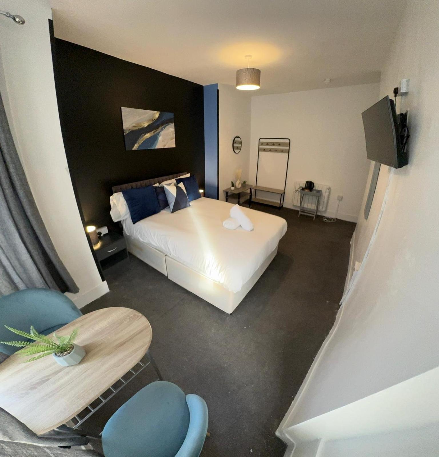 North Coast Hotel Blackpool Room photo